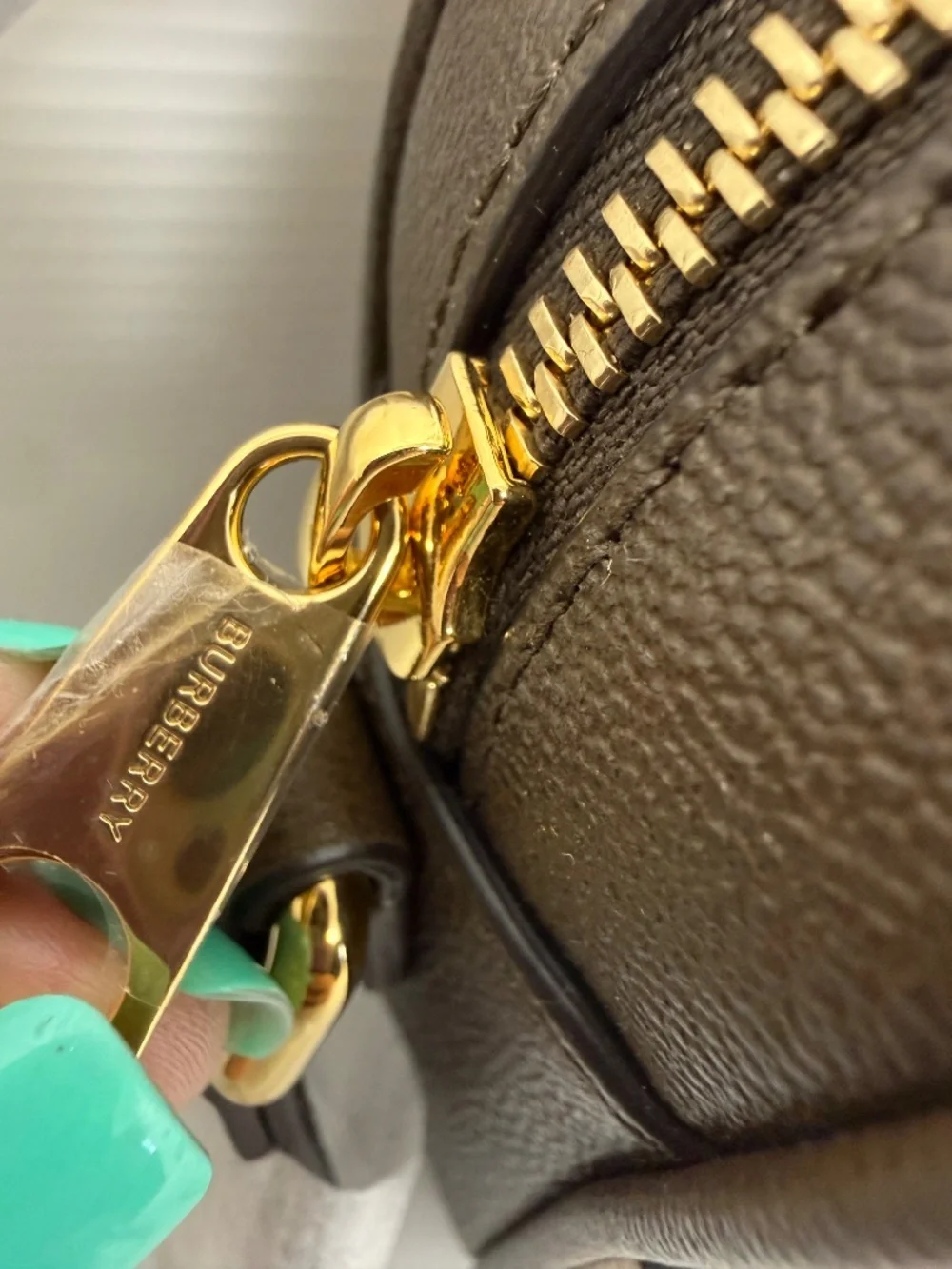 BURBERRY CAMERA BAG